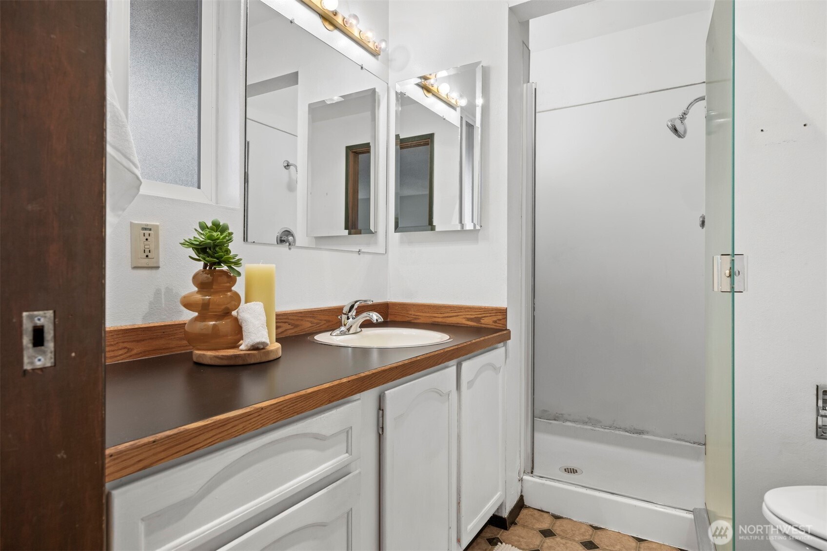 417 Park Ridge Road , Bellingham, WA 98225