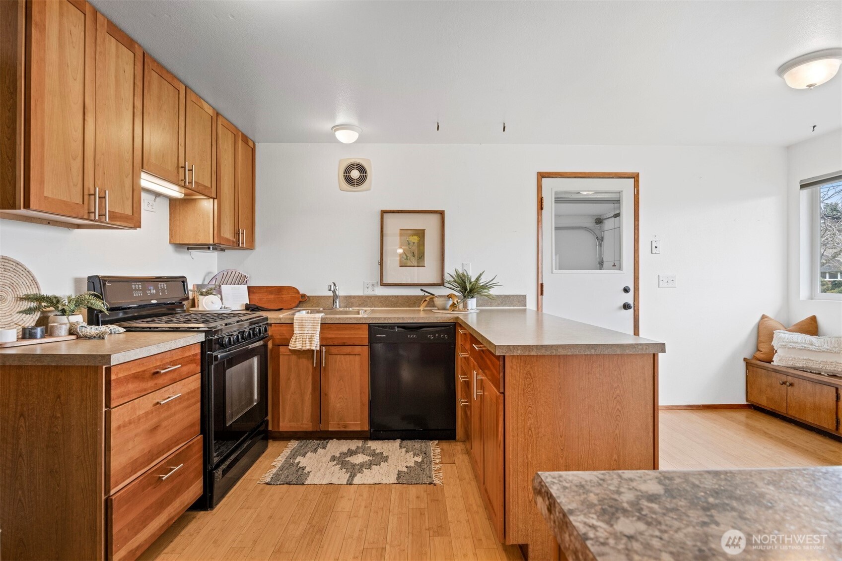 417 Park Ridge Road , Bellingham, WA 98225