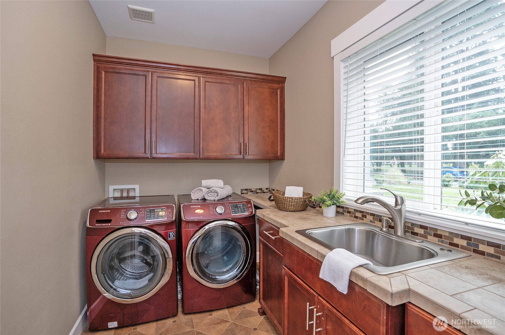 5505 64th Street W, University Place, WA 98467-3424