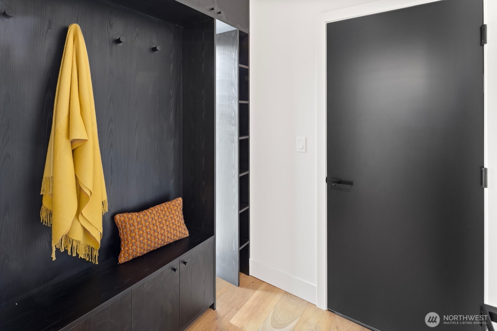 3856 Cascadia Avenue S, Seattle, WA 98118