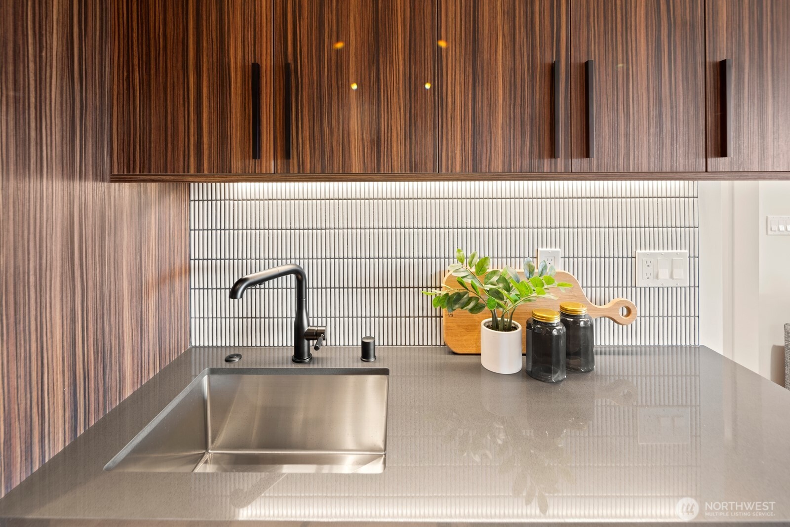 3856 Cascadia Avenue S, Seattle, WA 98118