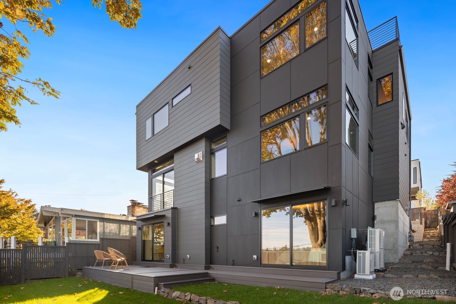 3856 Cascadia Avenue S, Seattle, WA 98118