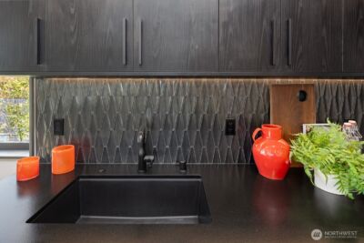 3856 Cascadia Avenue S, Seattle, WA 98118 - Photo 8