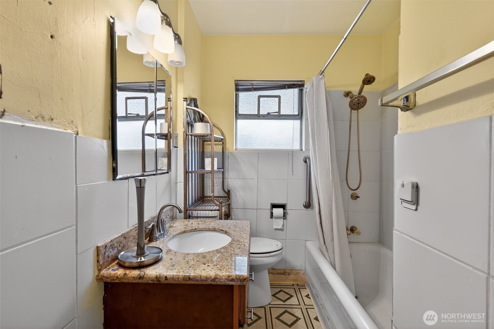 2004 30th Avenue S, Seattle, WA 98144