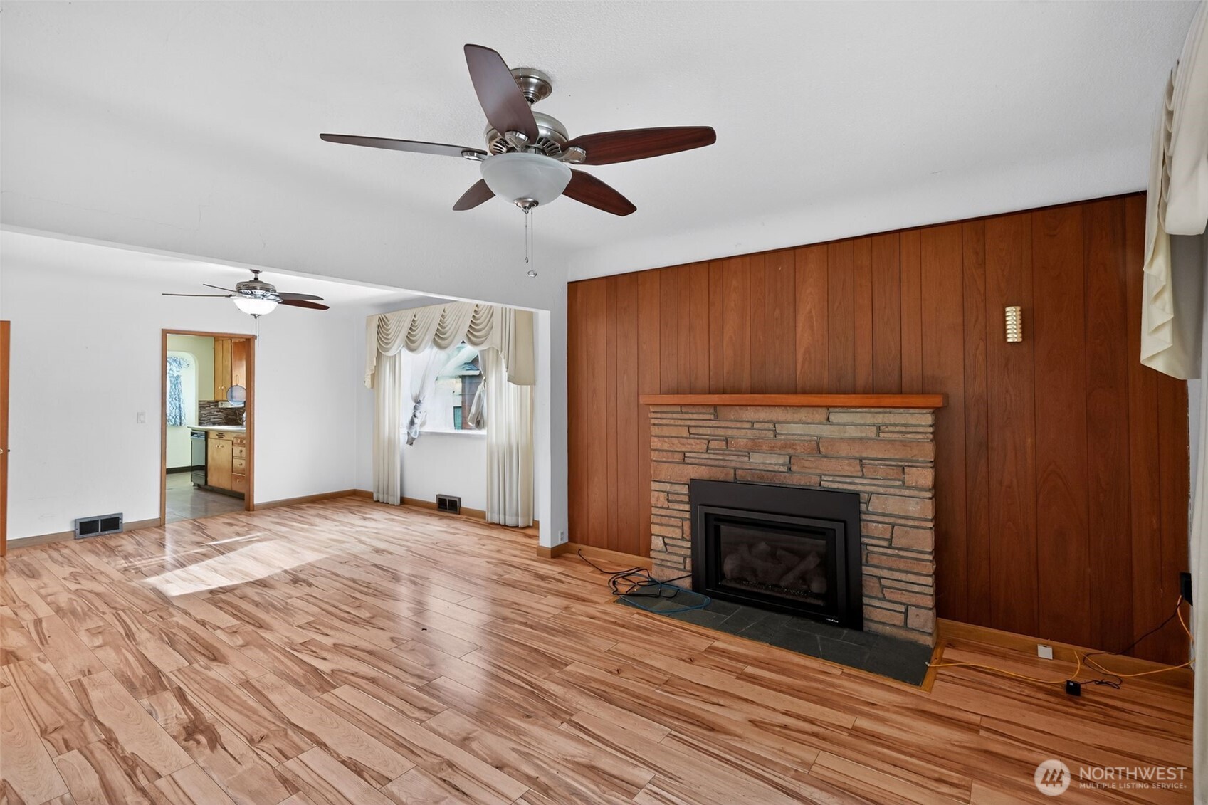 2004 30th Avenue S, Seattle, WA 98144