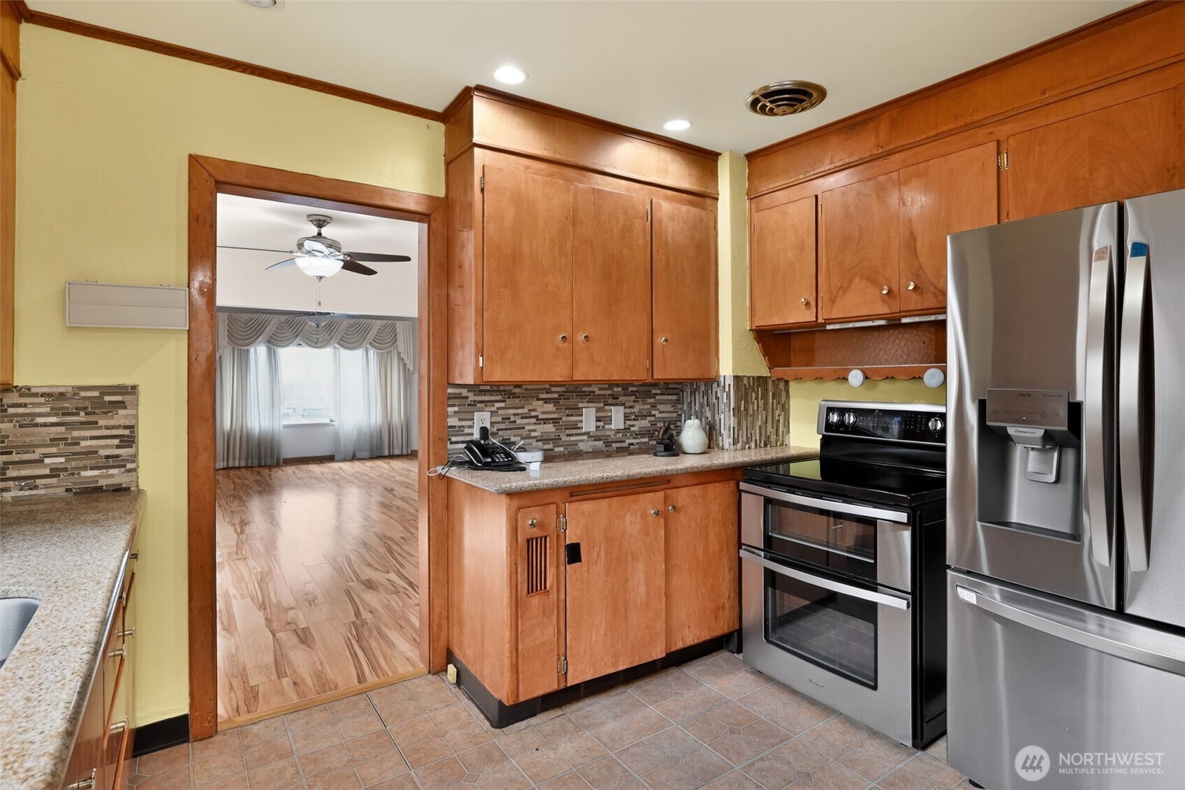 2004 30th Avenue S, Seattle, WA 98144