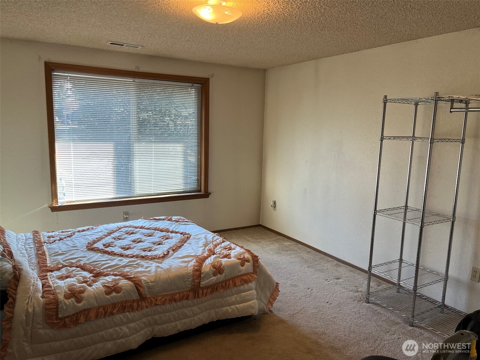 9216 70th Street SW, Lakewood, WA 98498