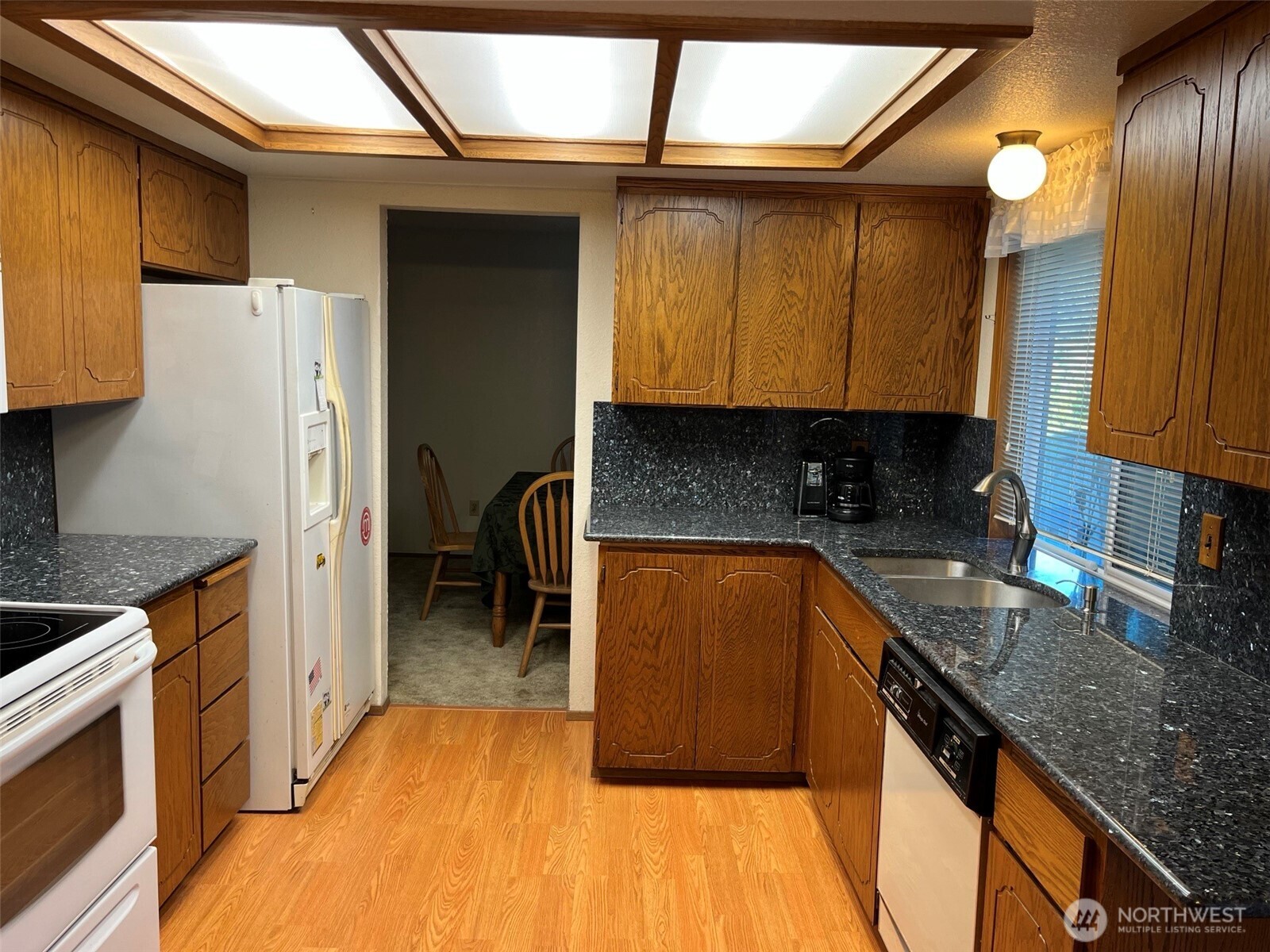 9216 70th Street SW, Lakewood, WA 98498