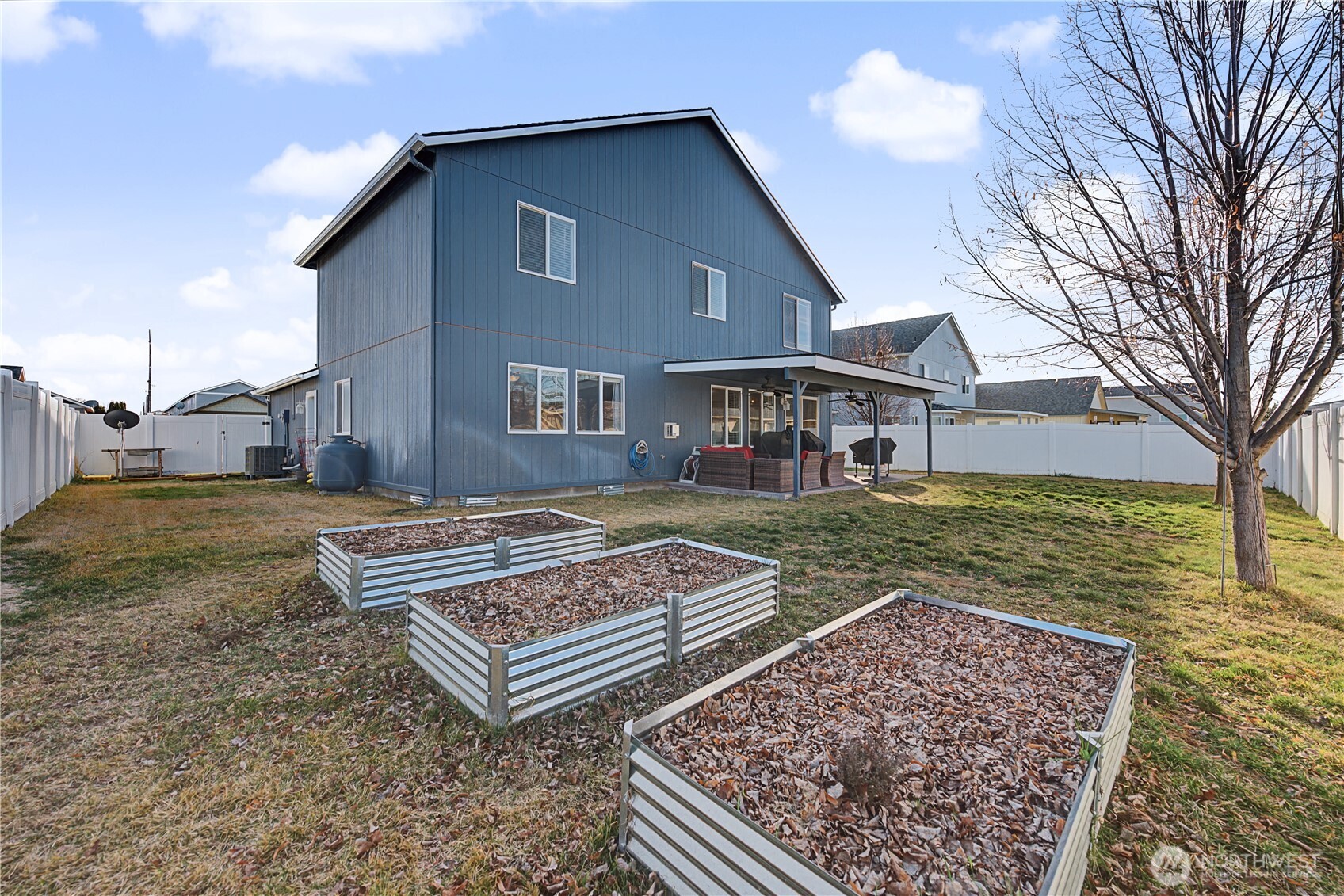 811 5th Avenue NE, Ephrata, WA 98823