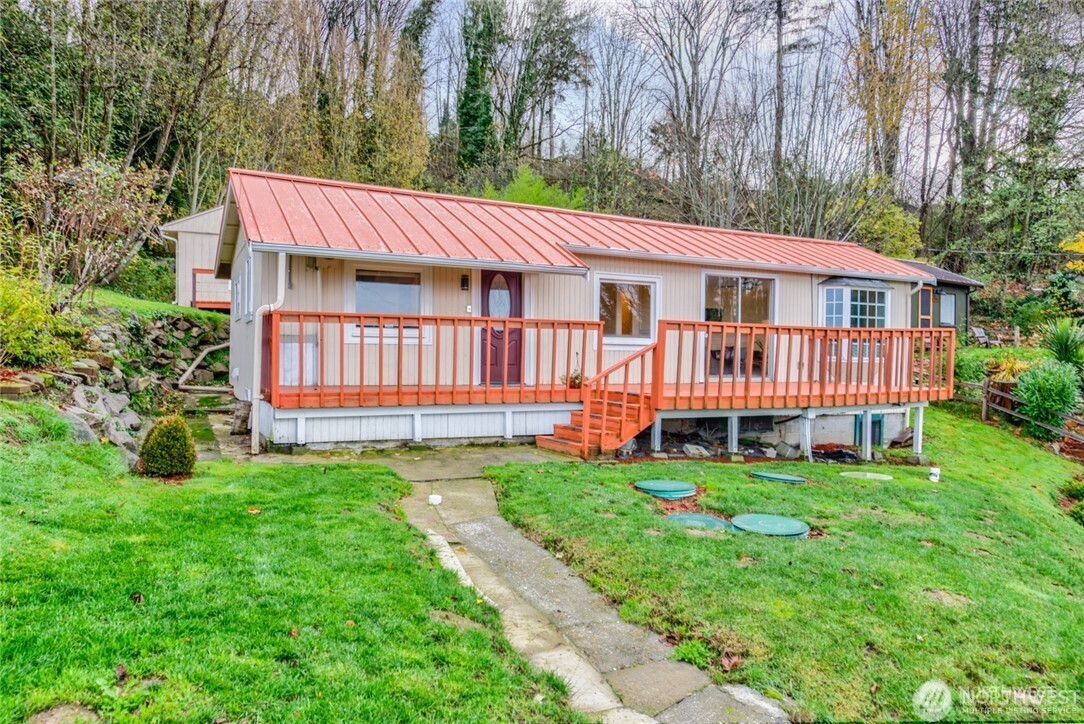 10904 49th Ave S , Tukwila, WA 98178