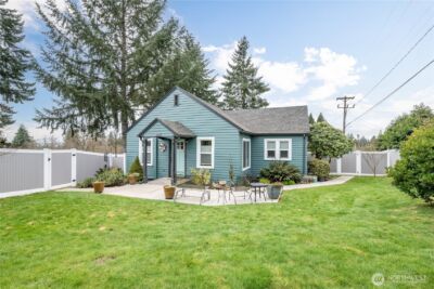 3515 Columbia Heights Road , Longview, WA 98632