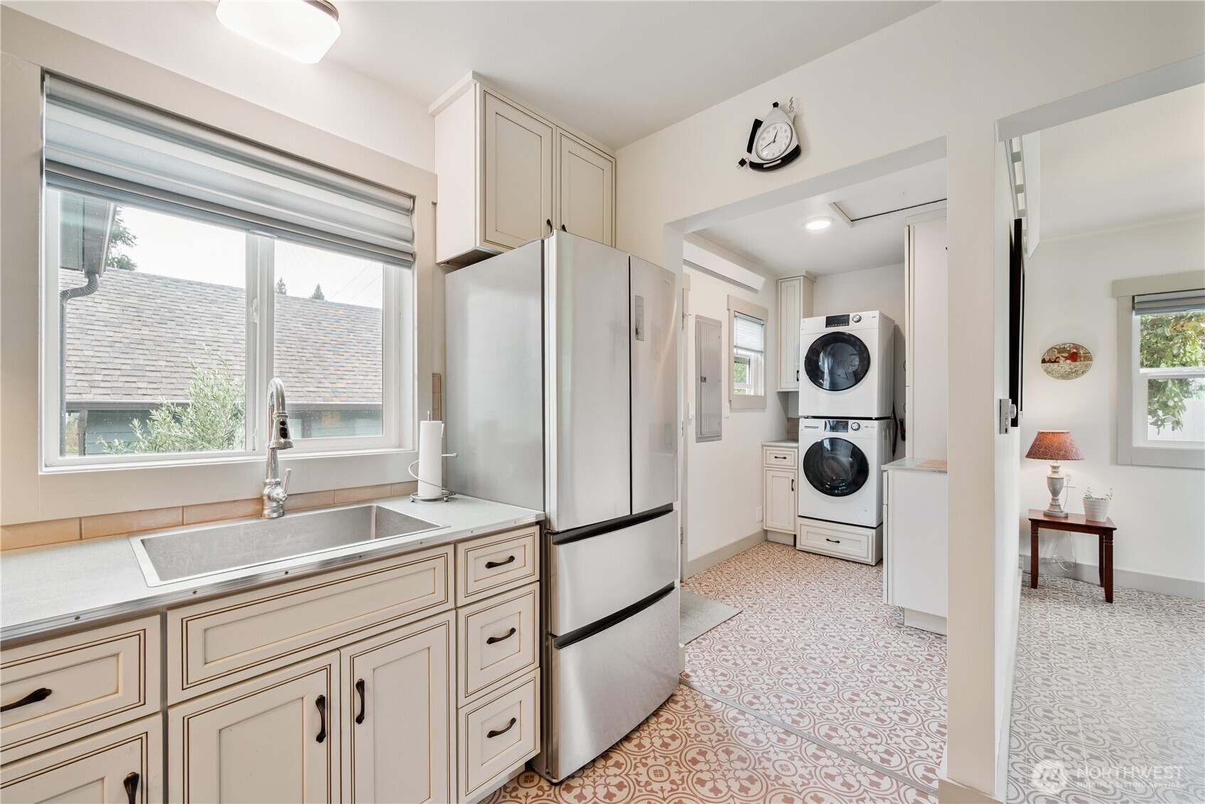 3515 Columbia Heights Road , Longview, WA 98632