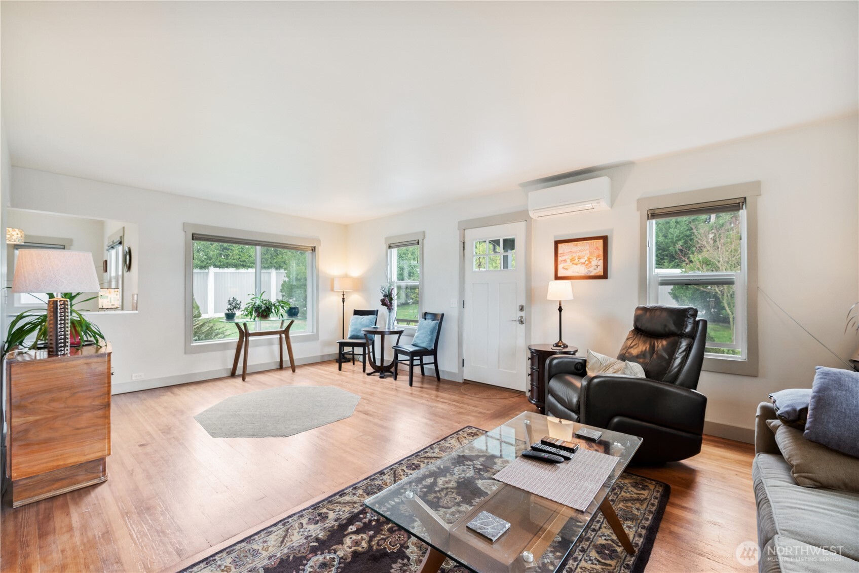 3515 Columbia Heights Road , Longview, WA 98632