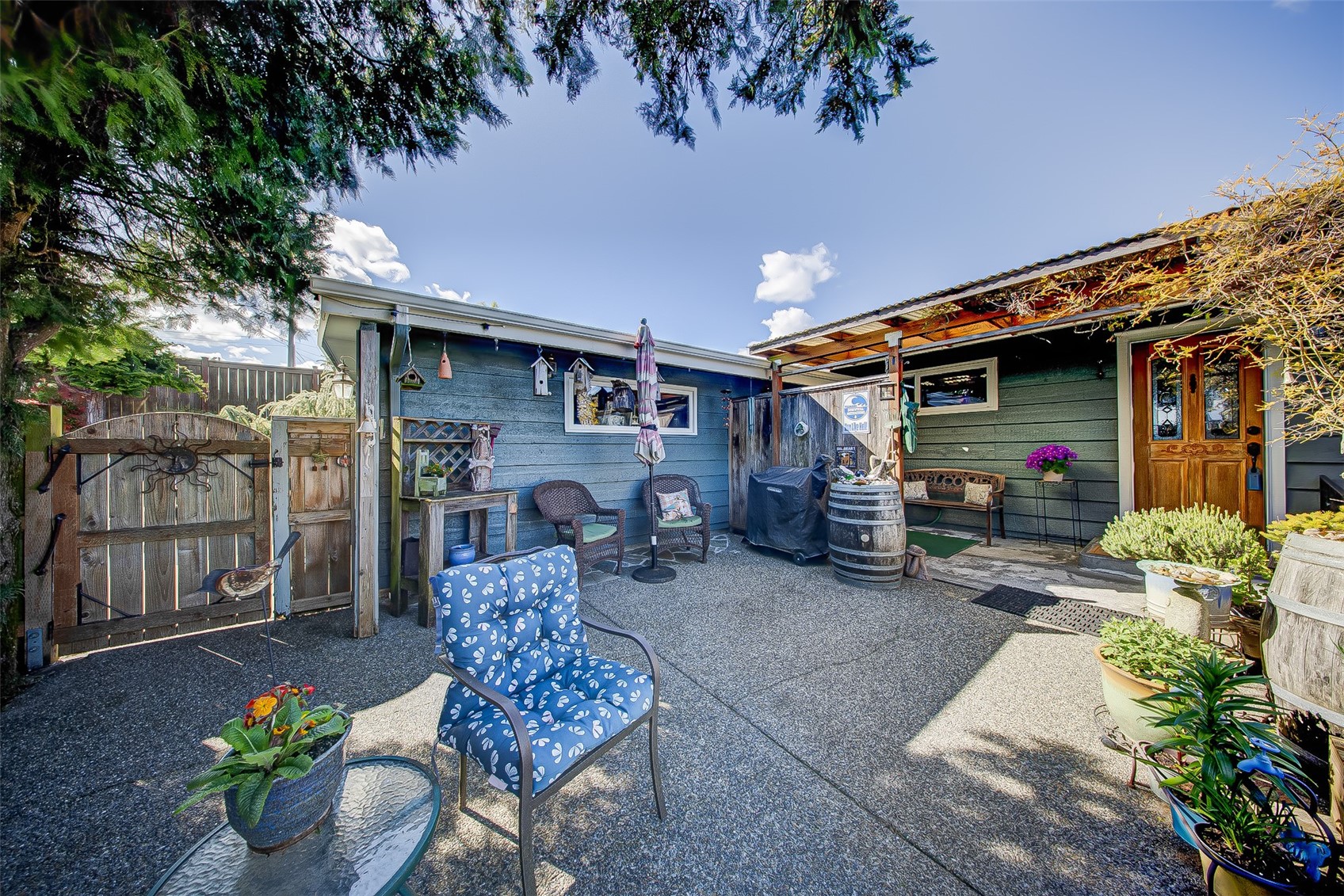 6404 N Five Views Road , Tacoma, WA 98407