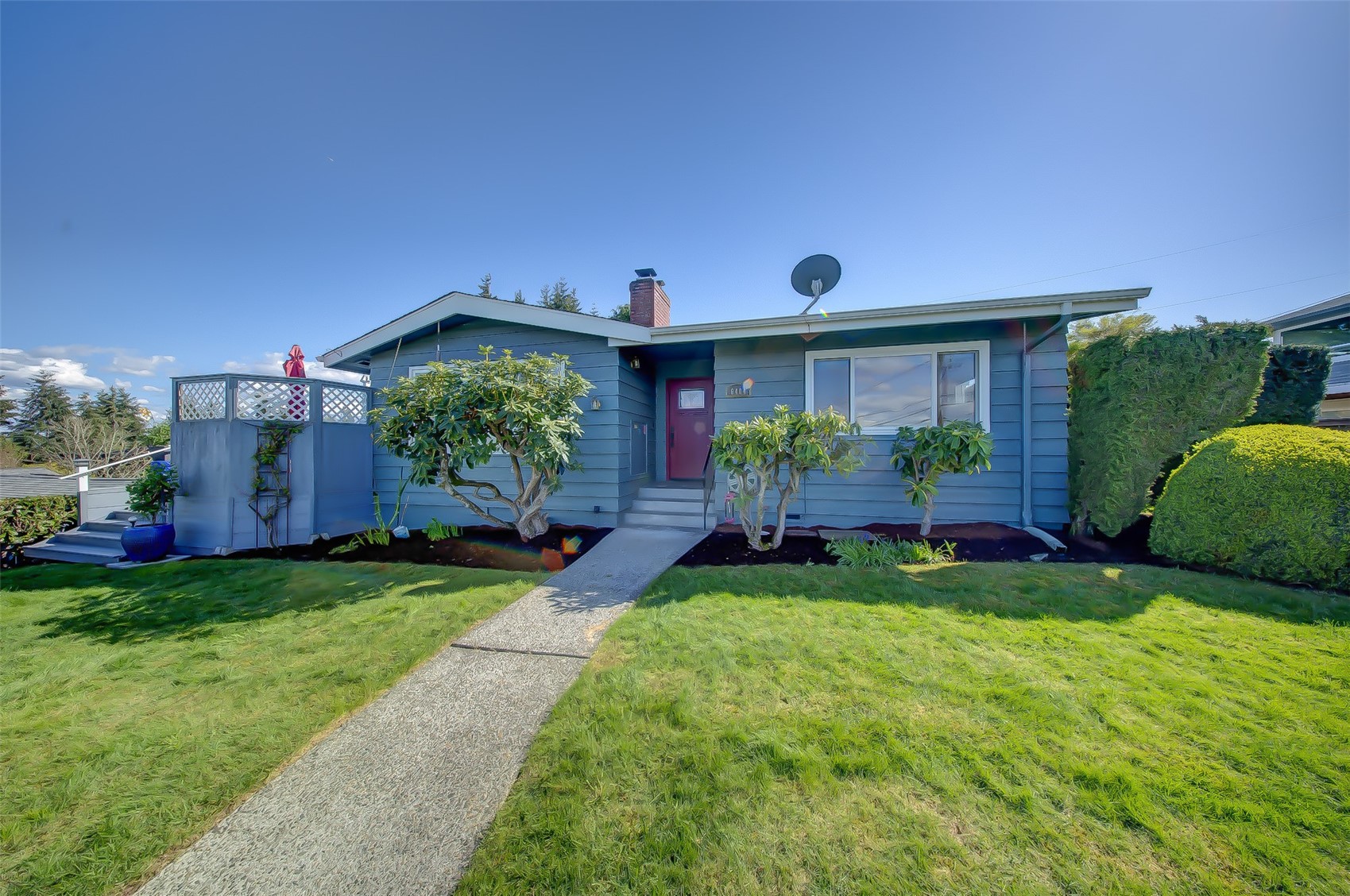 6404 N Five Views Road , Tacoma, WA 98407
