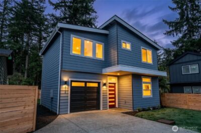 513 NE 123rd Street , Seattle, WA 98125 - Photo 2