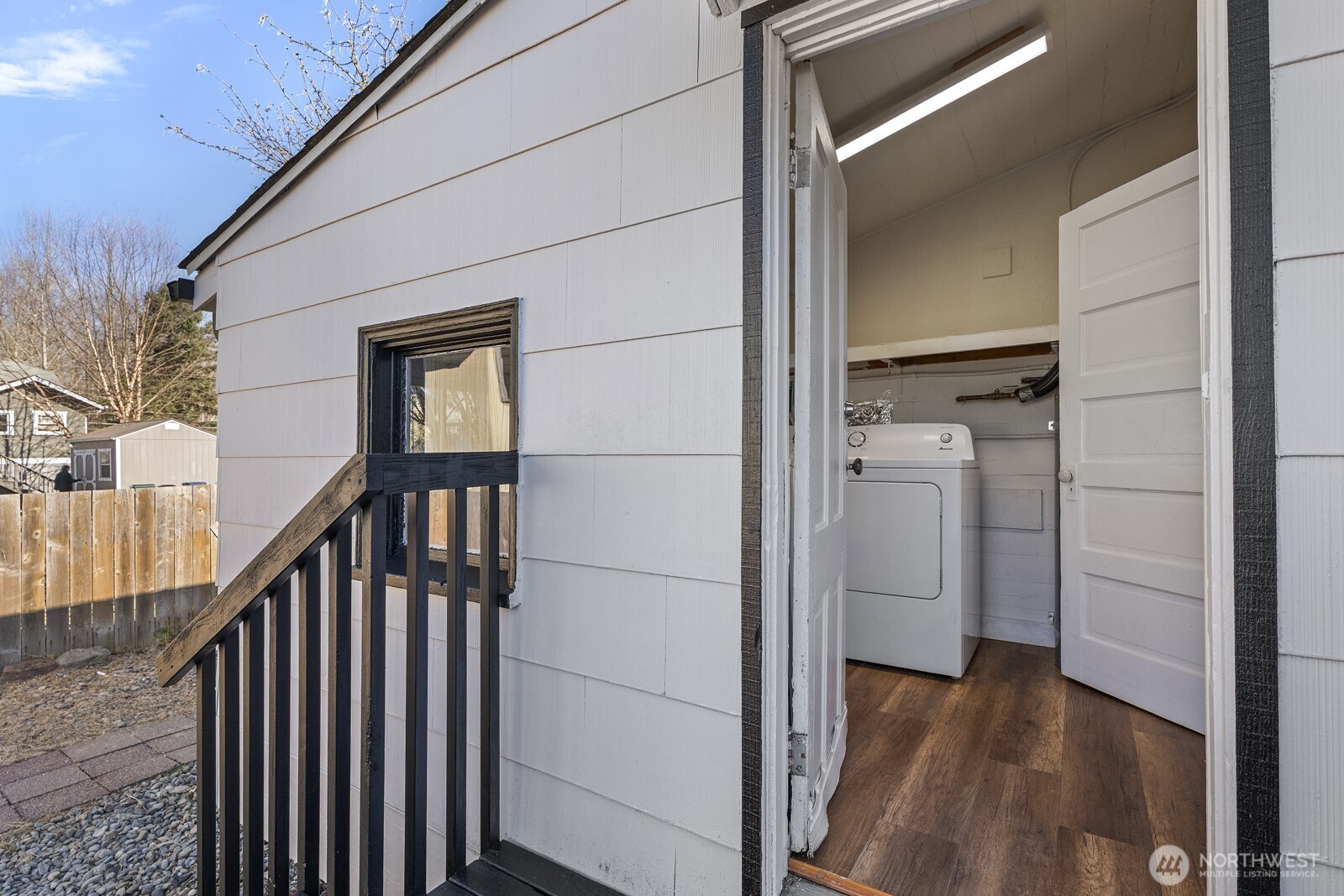 8164 Falls Avenue SE, Snoqualmie, WA 98065