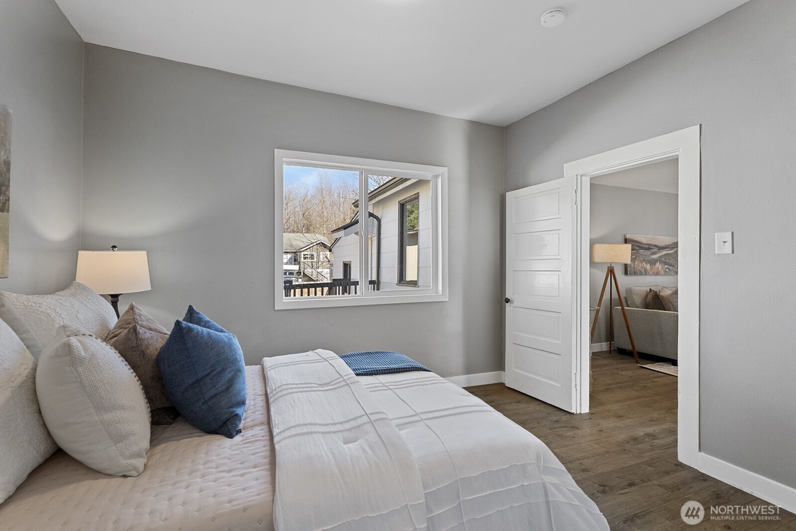 8164 Falls Avenue SE, Snoqualmie, WA 98065