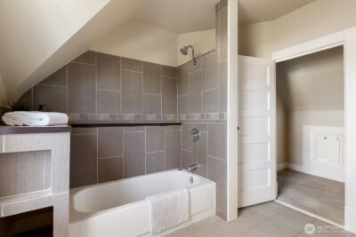 220 Morris Street , La Conner, WA 98257 - Photo 28