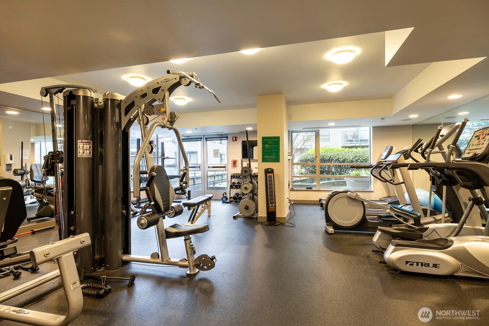 2929 1st Avenue #313, Seattle, WA 98121