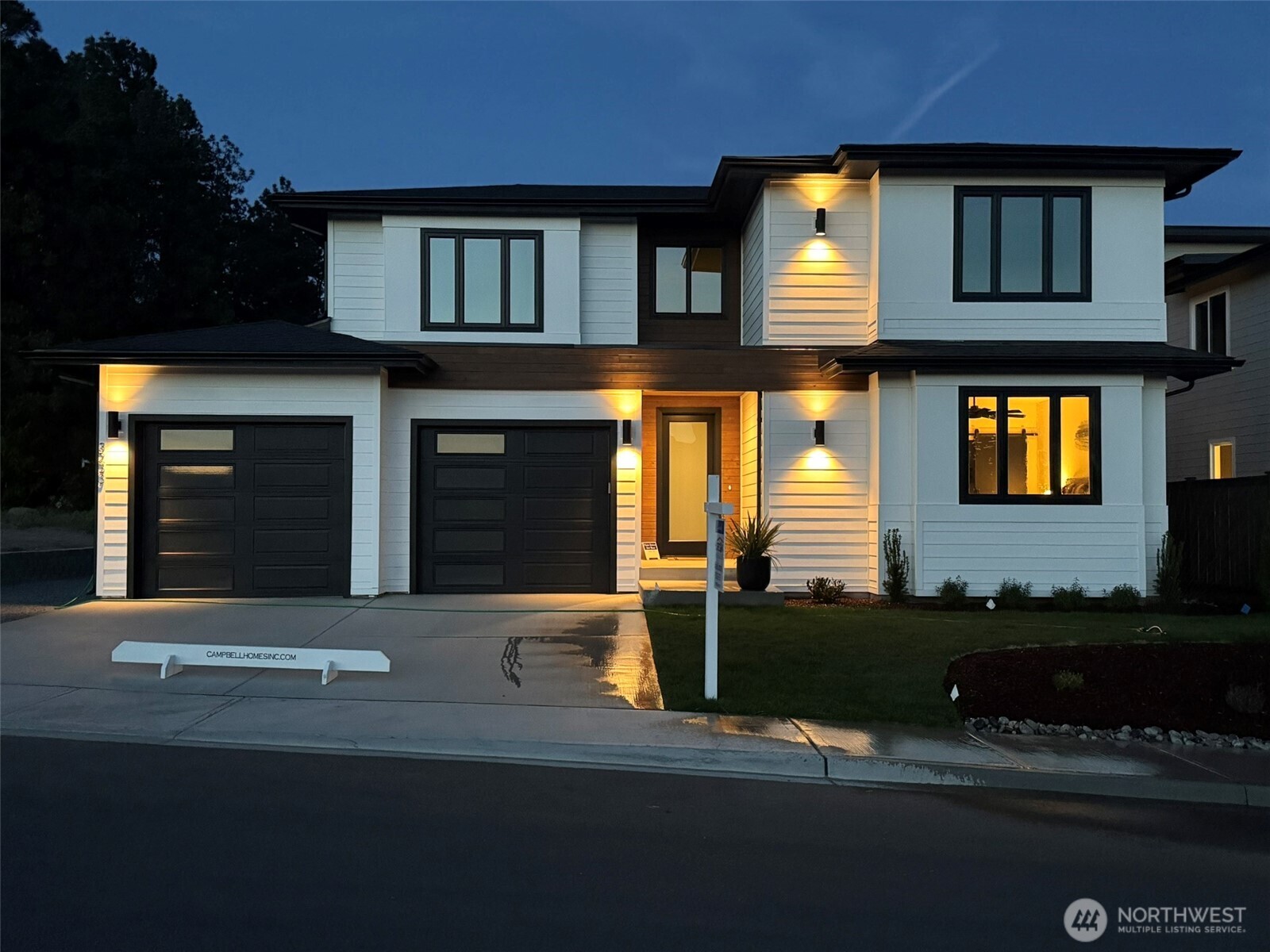 3233 NW Brianna Avenue , East Wenatchee, WA 98802