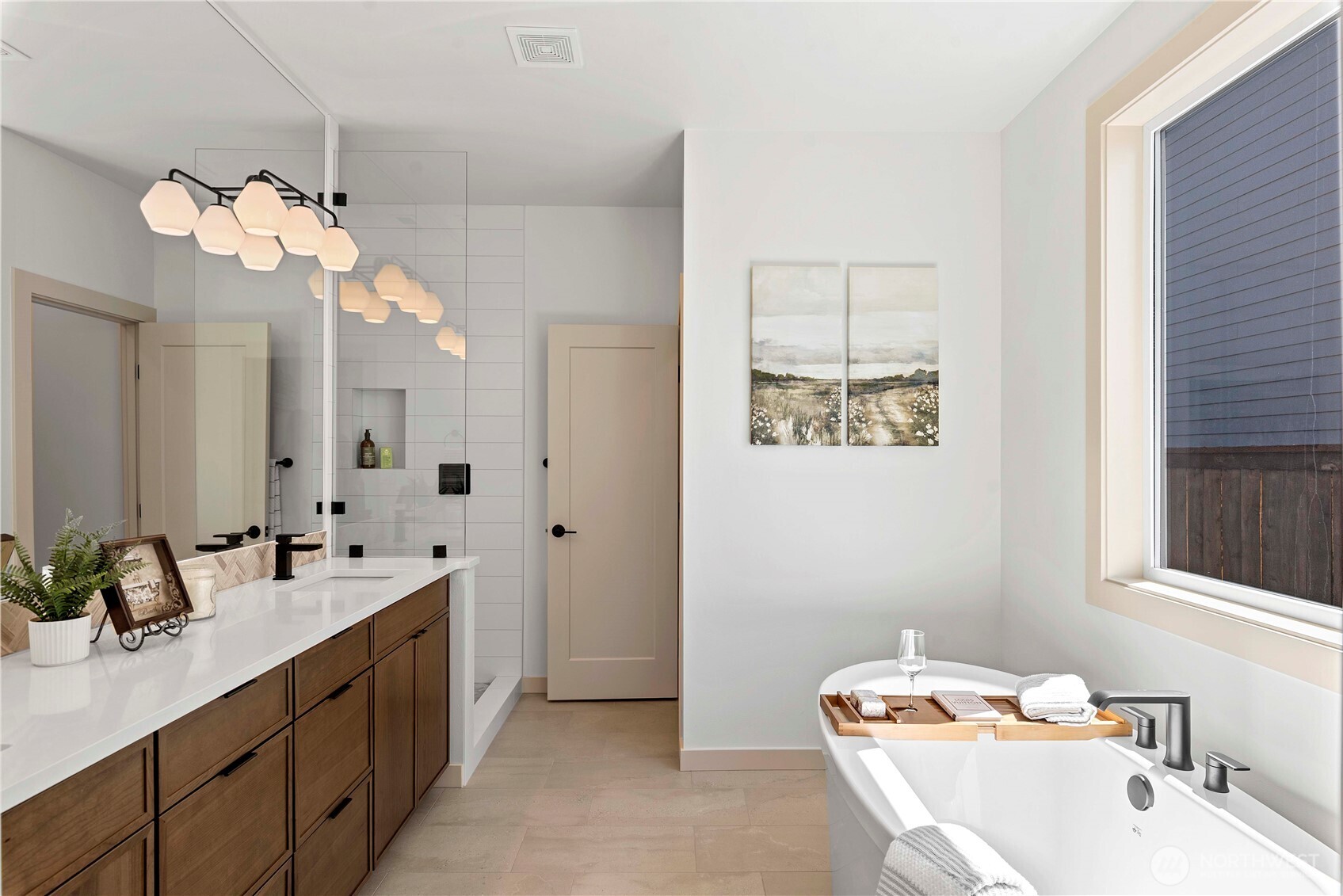 3233 NW Brianna Avenue , East Wenatchee, WA 98802