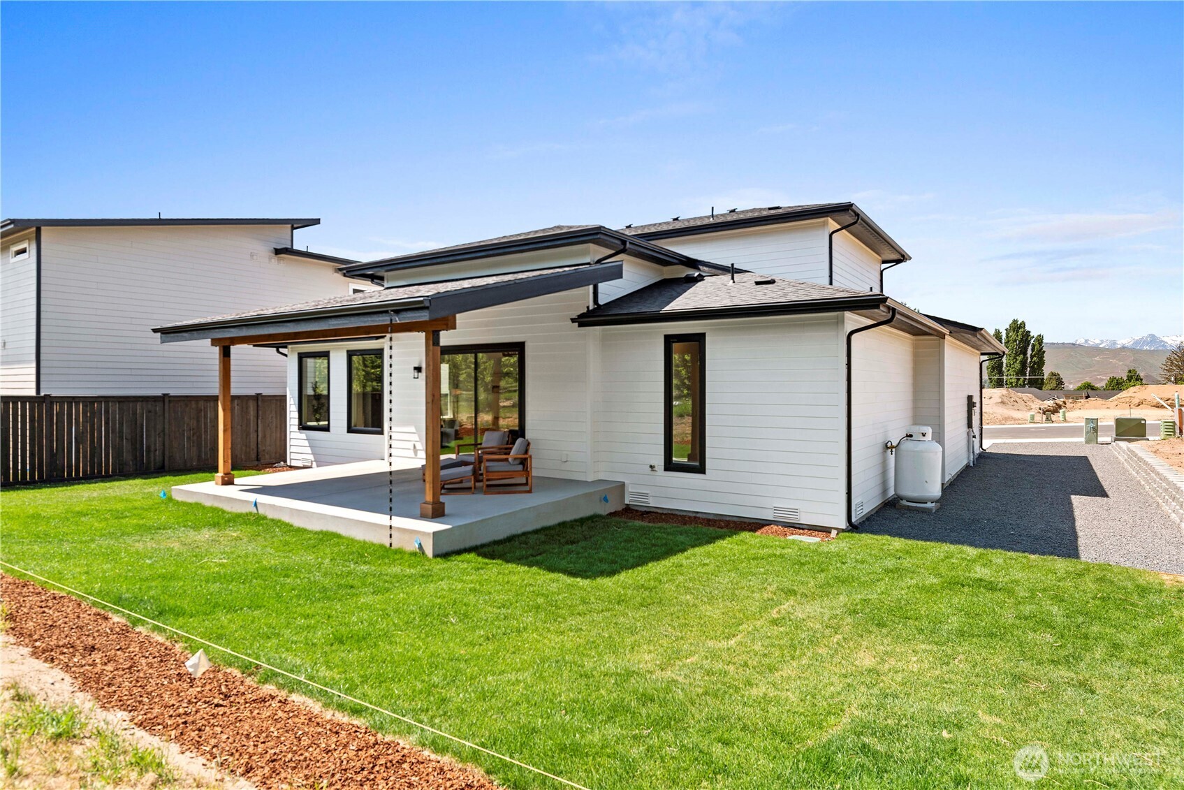 3233 NW Brianna Avenue , East Wenatchee, WA 98802