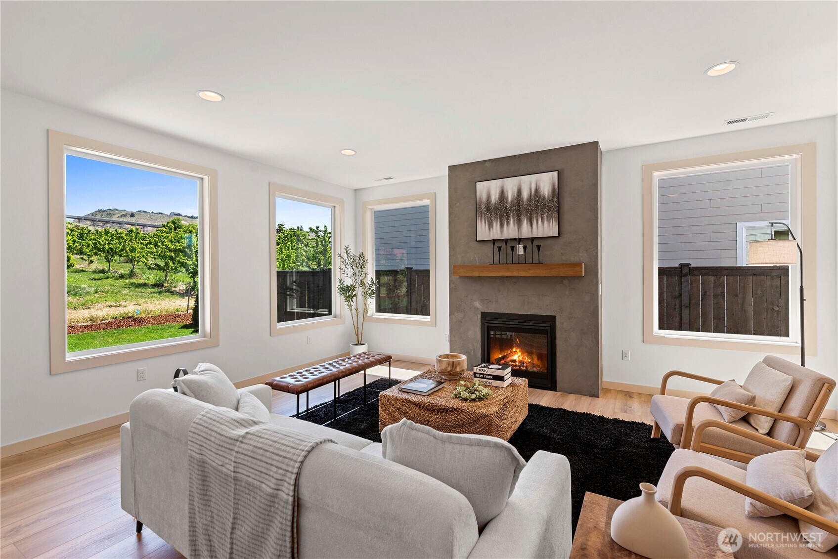 3233 NW Brianna Avenue , East Wenatchee, WA 98802