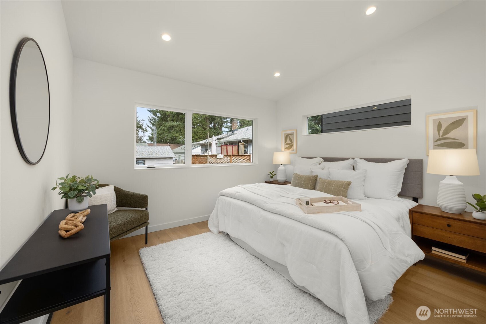 14321 C Interlake Avenue N, Seattle, WA 98133