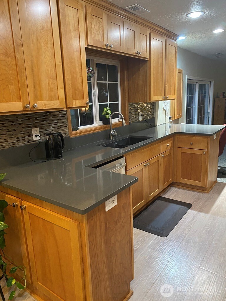 1410 Graham Drive , Kelso, WA 98626