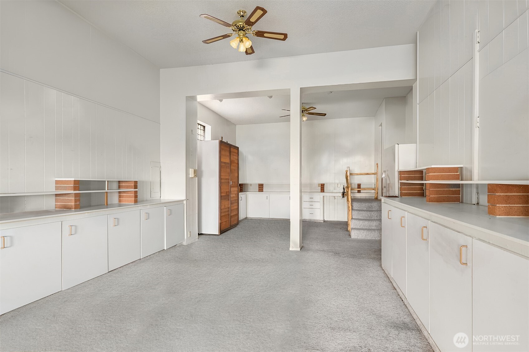 3606 W Commodore Way , Seattle, WA 98199