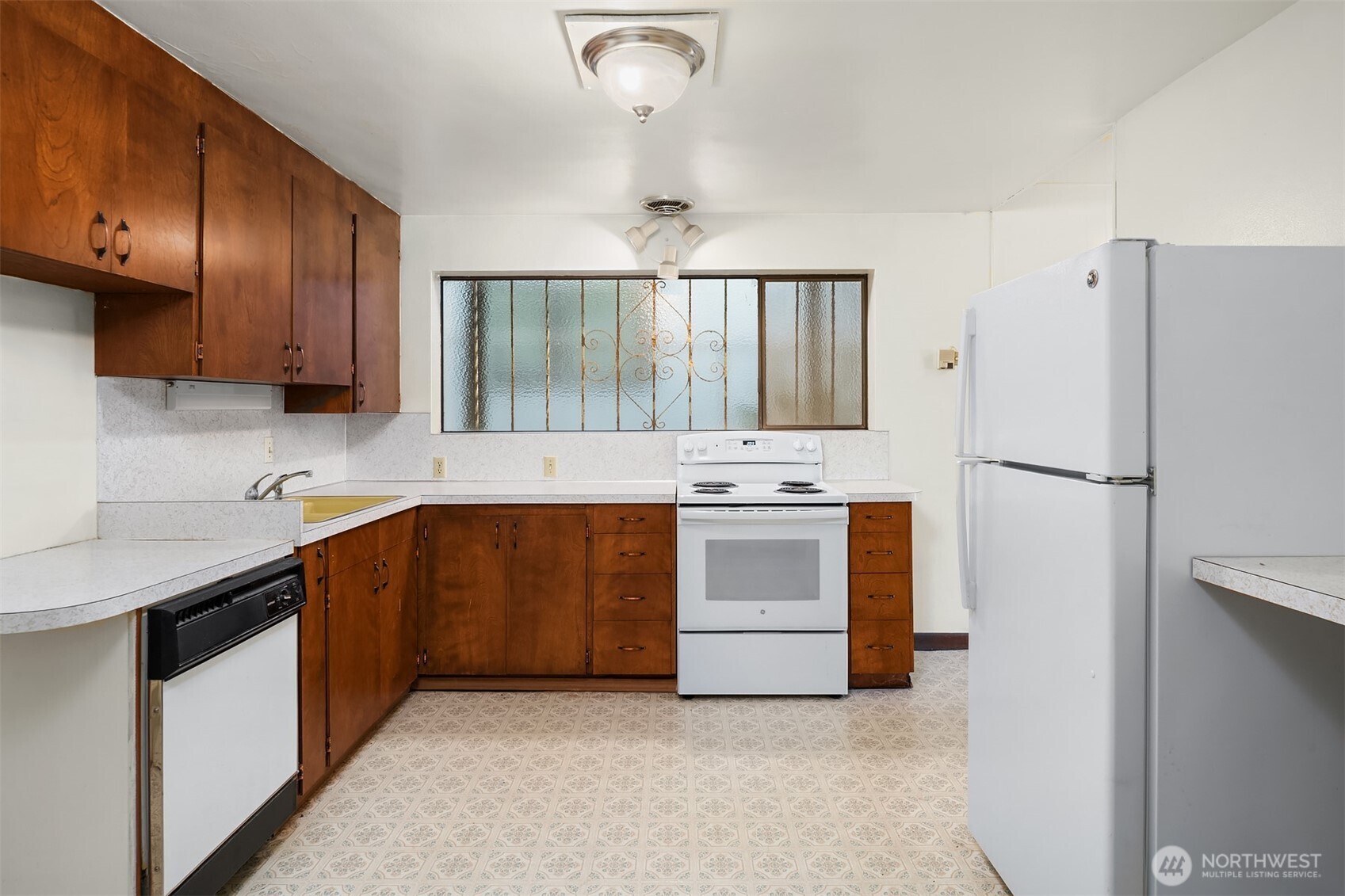 3606 W Commodore Way , Seattle, WA 98199