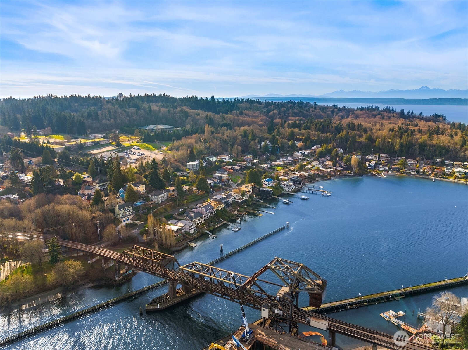 3606 W Commodore Way , Seattle, WA 98199