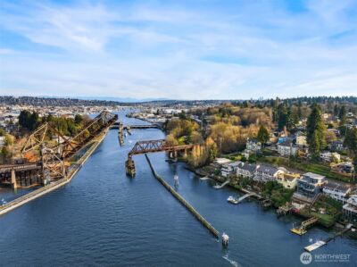 3606 W Commodore Way , Seattle, WA 98199 - Photo 32