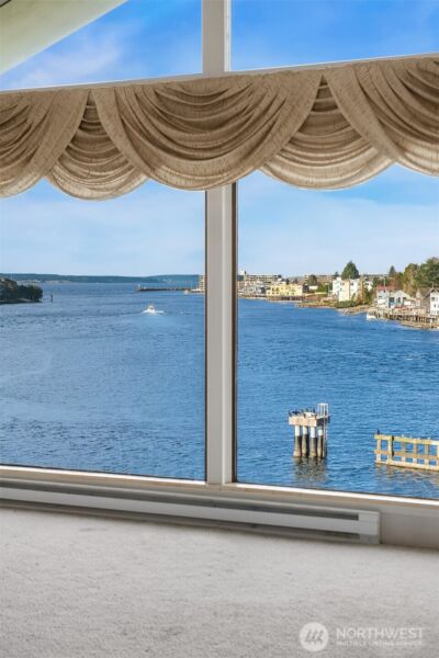 3606 W Commodore Way , Seattle, WA 98199 - Photo 8