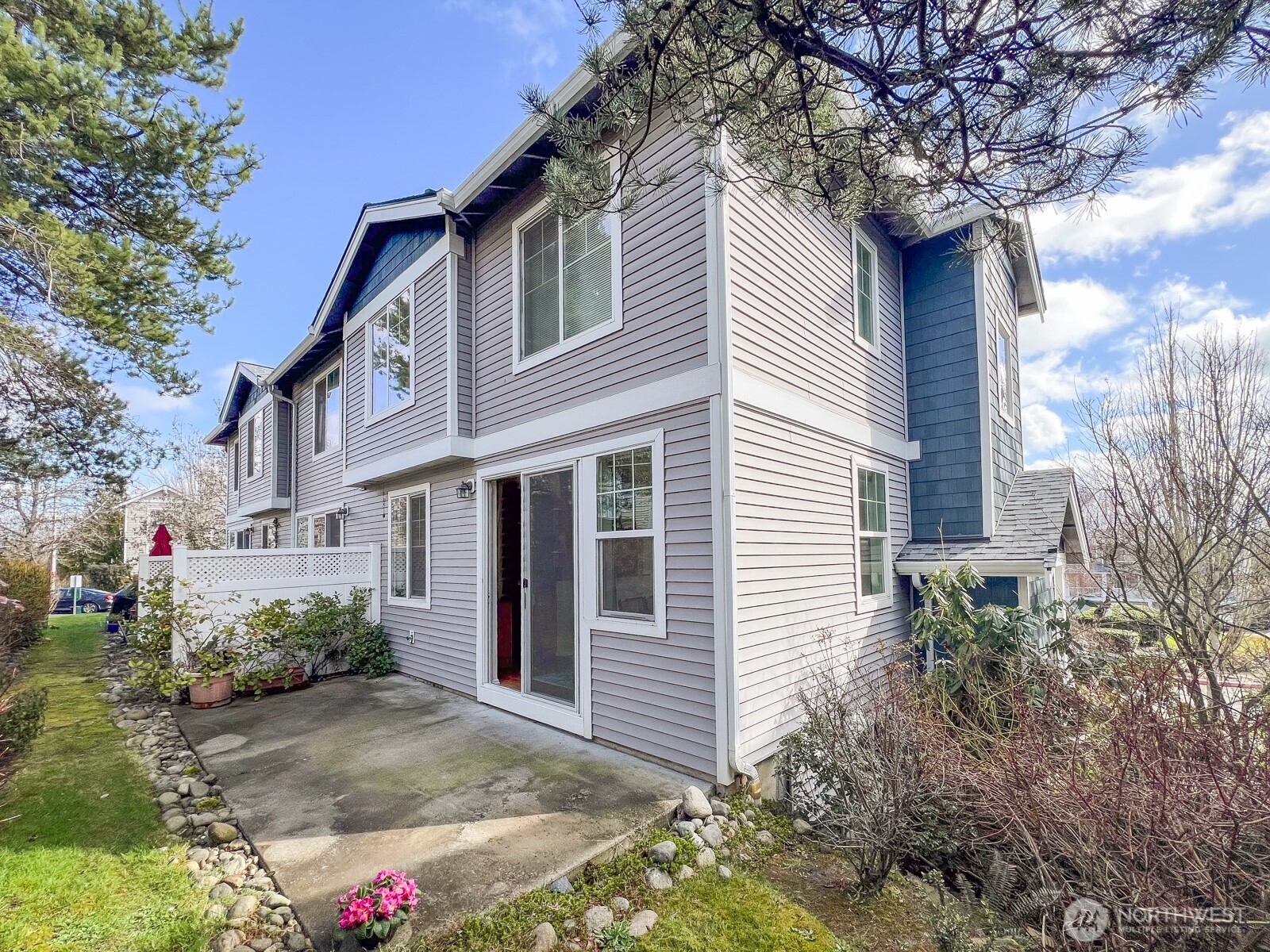 7005 Holly Park Drive S, Seattle, WA 98118