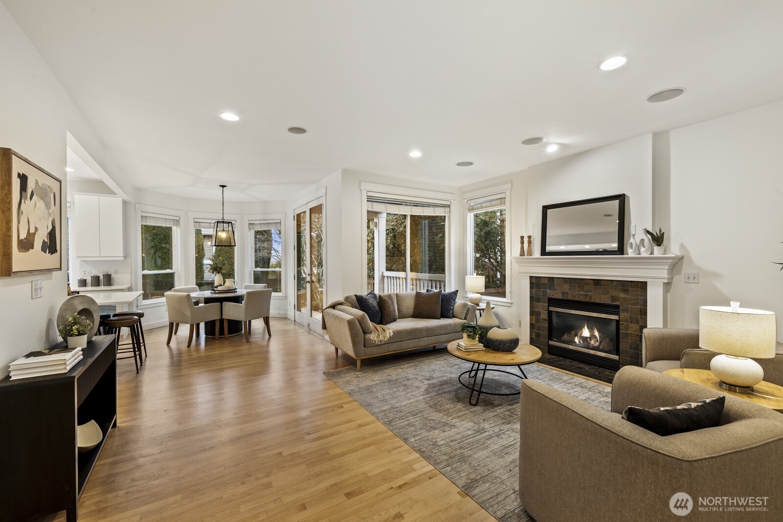 622 9th Avenue S, Kirkland, WA 98033