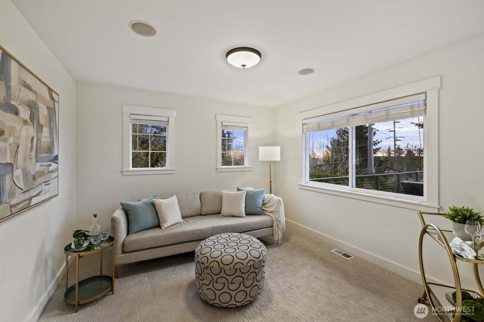 622 9th Avenue S, Kirkland, WA 98033