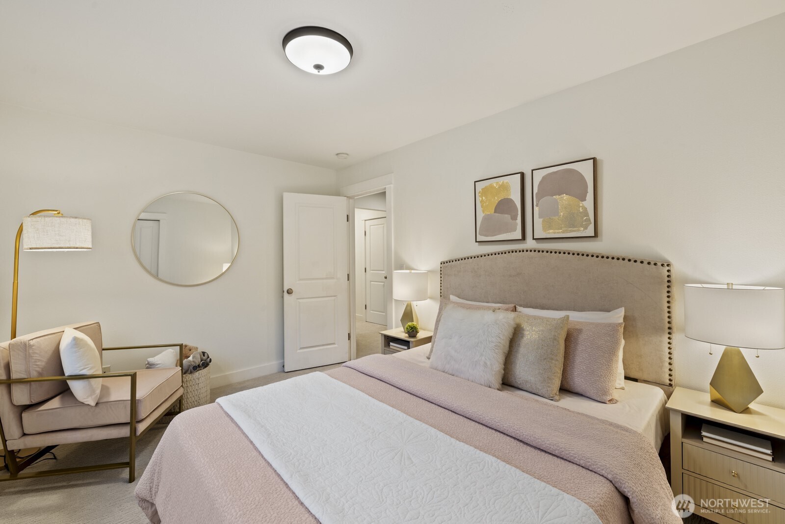 622 9th Avenue S, Kirkland, WA 98033