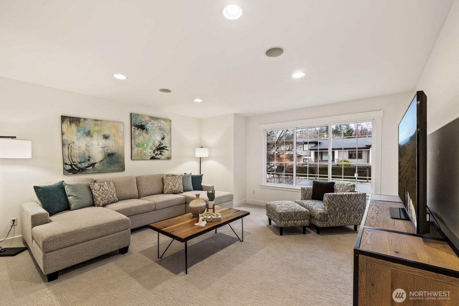 622 9th Avenue S, Kirkland, WA 98033