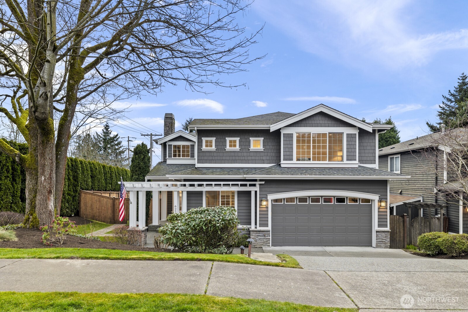622 9th Avenue S, Kirkland, WA 98033