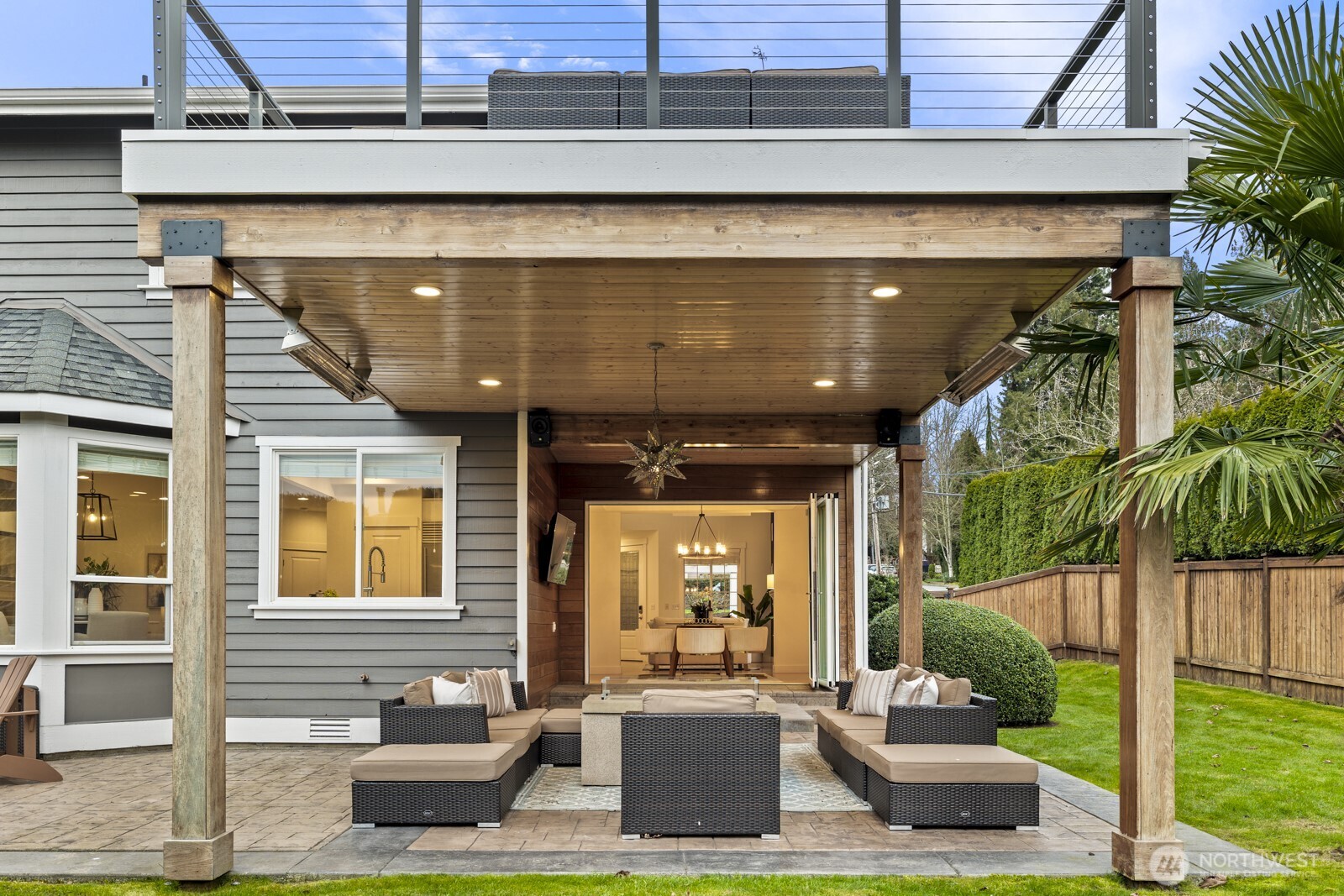 622 9th Avenue S, Kirkland, WA 98033