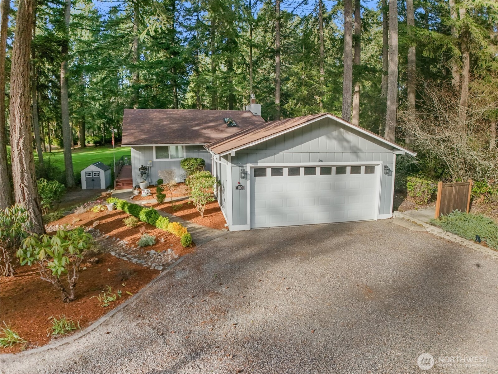 11001 Pioneer Drive , Anderson Island, WA 98303