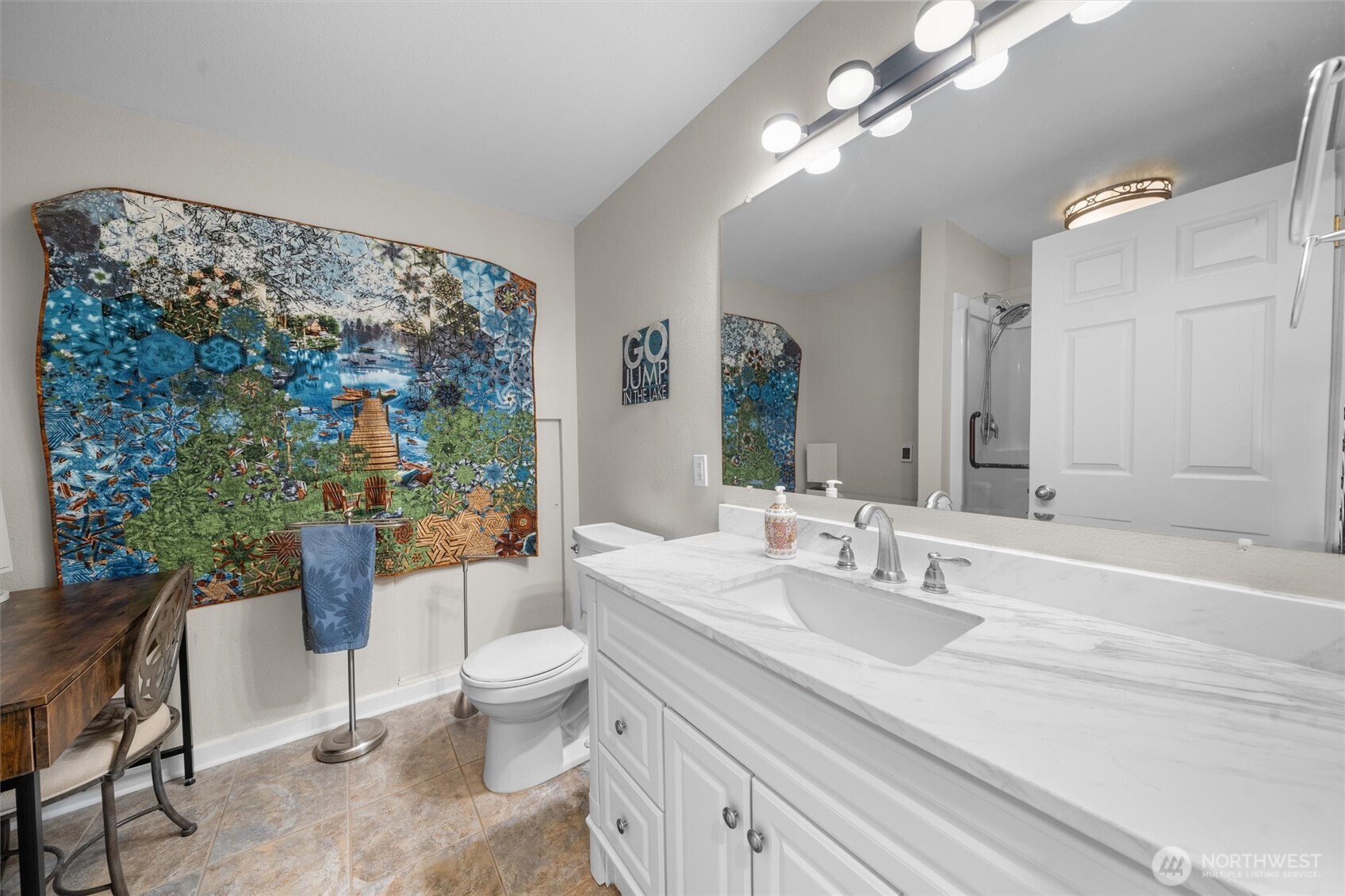 11001 Pioneer Drive , Anderson Island, WA 98303