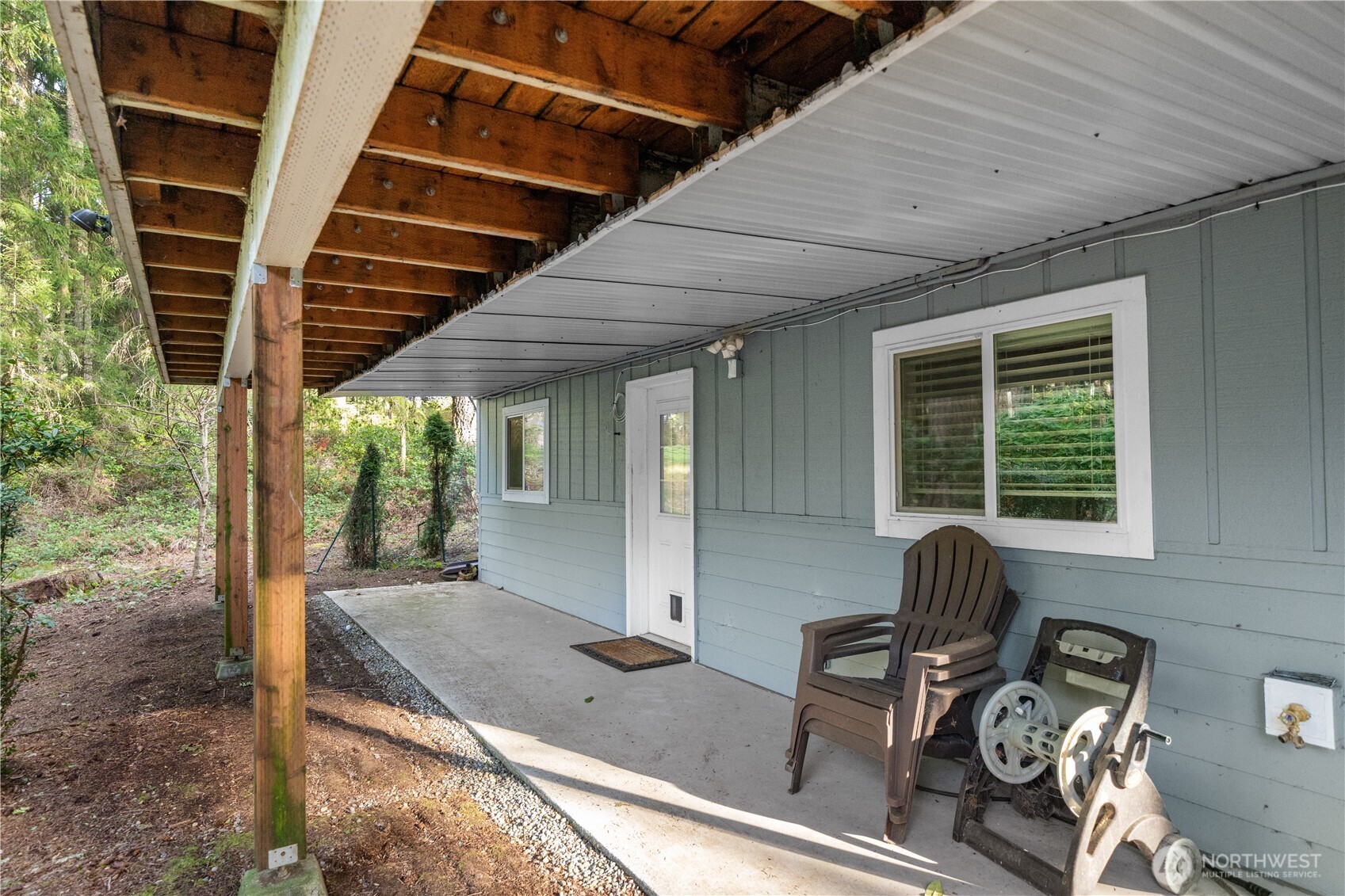 11001 Pioneer Drive , Anderson Island, WA 98303