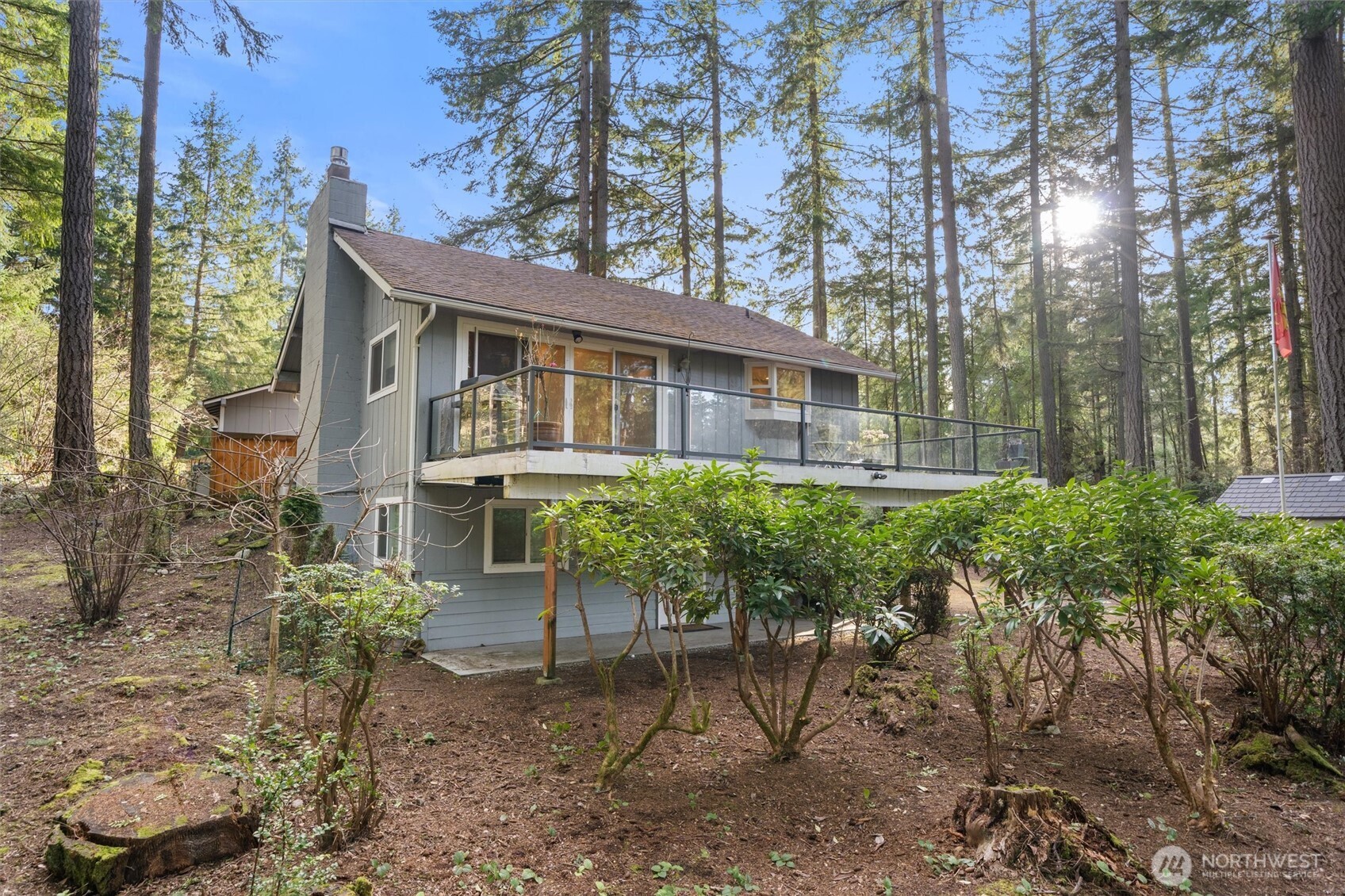 11001 Pioneer Drive , Anderson Island, WA 98303