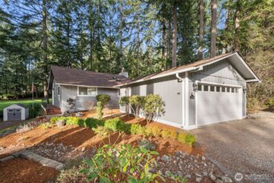 11001 Pioneer Drive , Anderson Island, WA 98303 - Photo 3