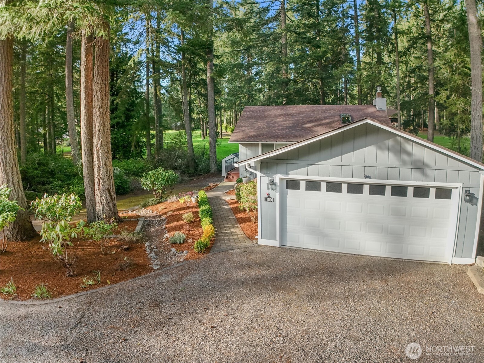 11001 Pioneer Drive , Anderson Island, WA 98303