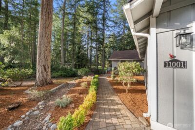 11001 Pioneer Drive , Anderson Island, WA 98303 - Photo 5