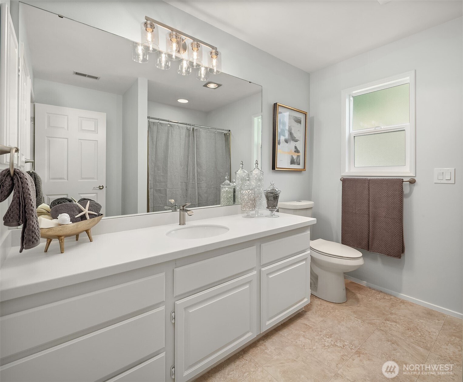 22030 SE 40th Court , Issaquah, WA 98029